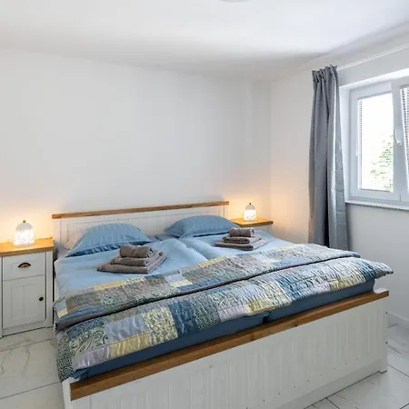 Aparthouse Jana Breg