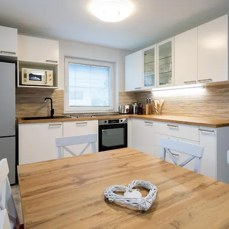 Apartament Aparthouse Jana Breg