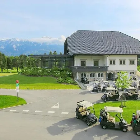 Aparthouse Jana Breg شقة زيروفنيكا